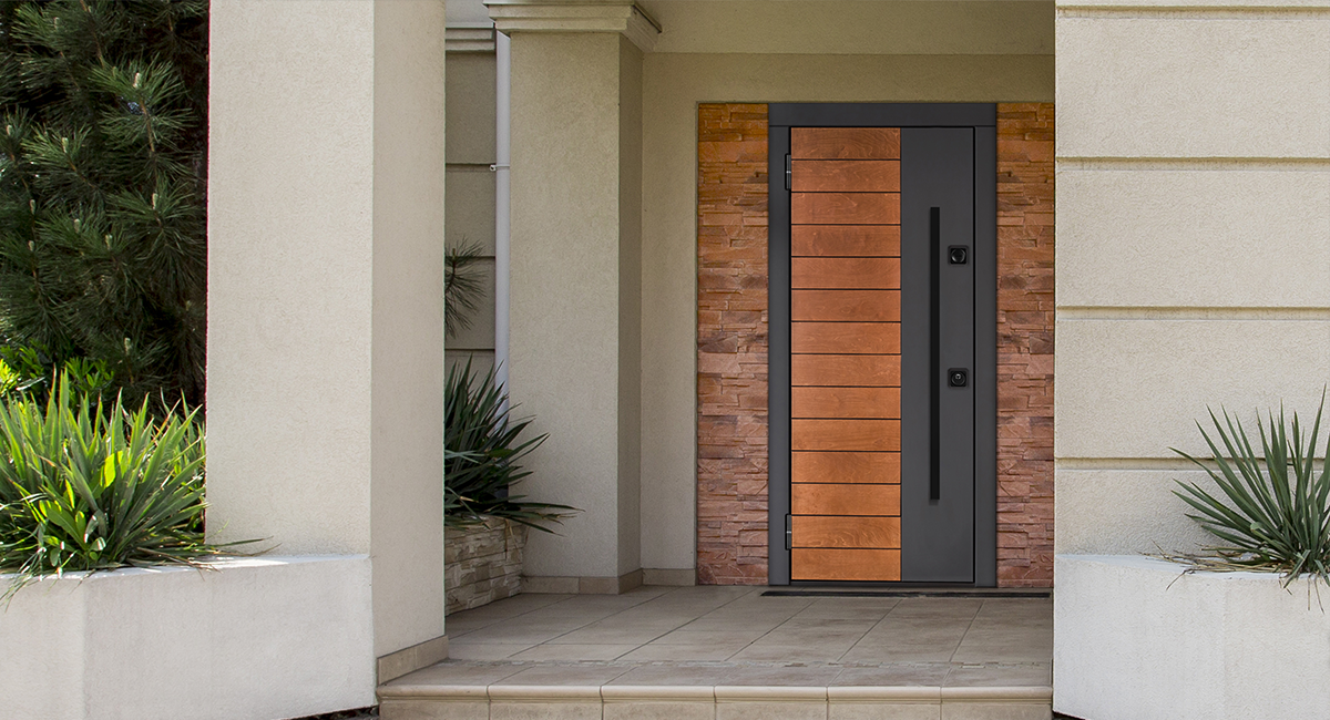 Входная дверь в&nbsp;дом «Сага» с&nbsp;ручкой-рейлинг&nbsp;— «Стальная линия»