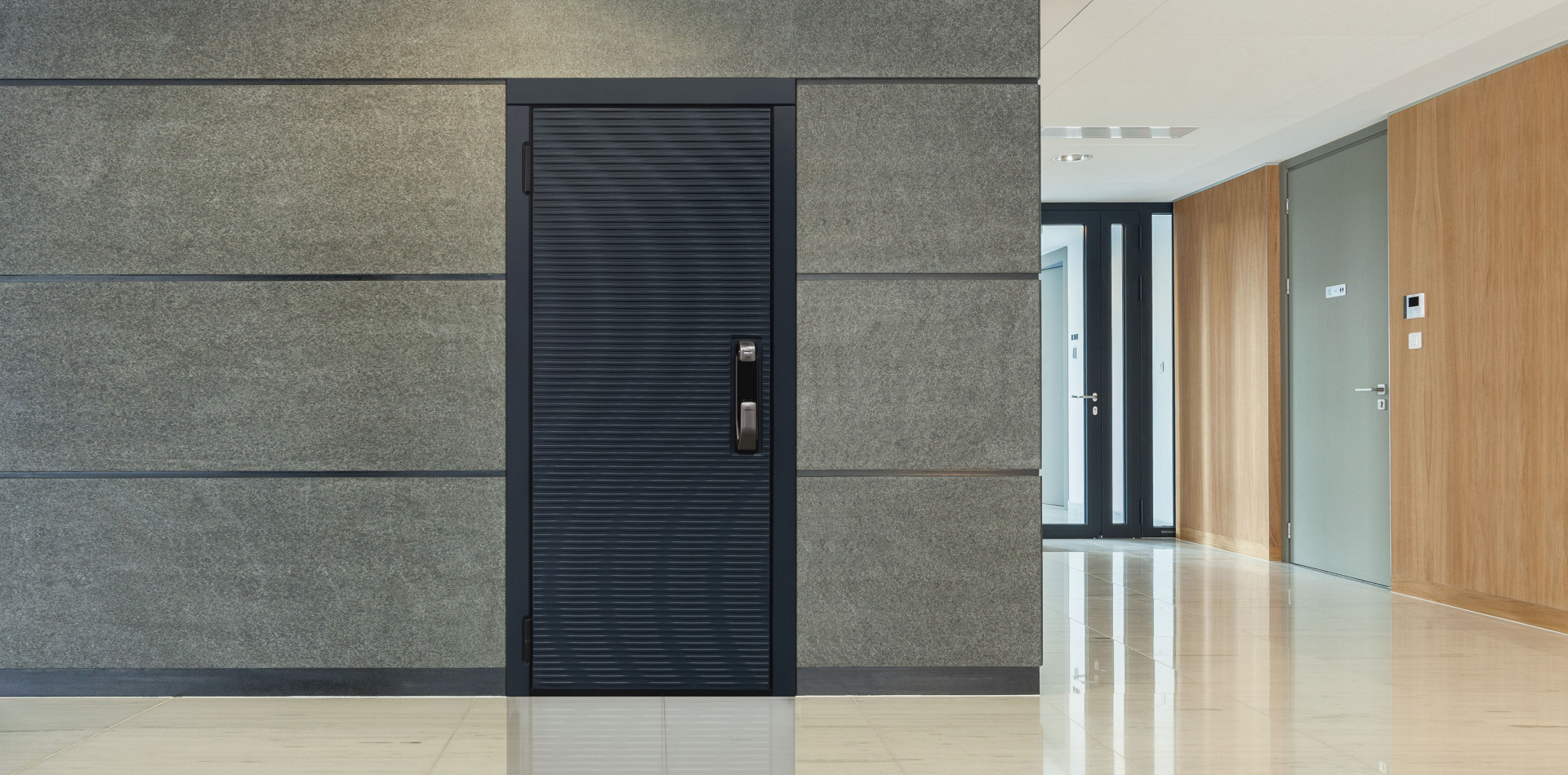 Входная дверь с 3D-панелью и умным замком