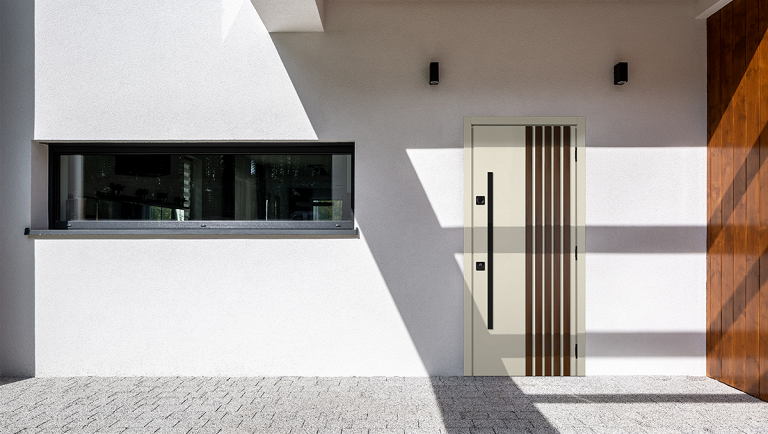 Входная теплая дверь в дом с баффелями | Серия «Хаски», модель «Борнео» — Стальная линия