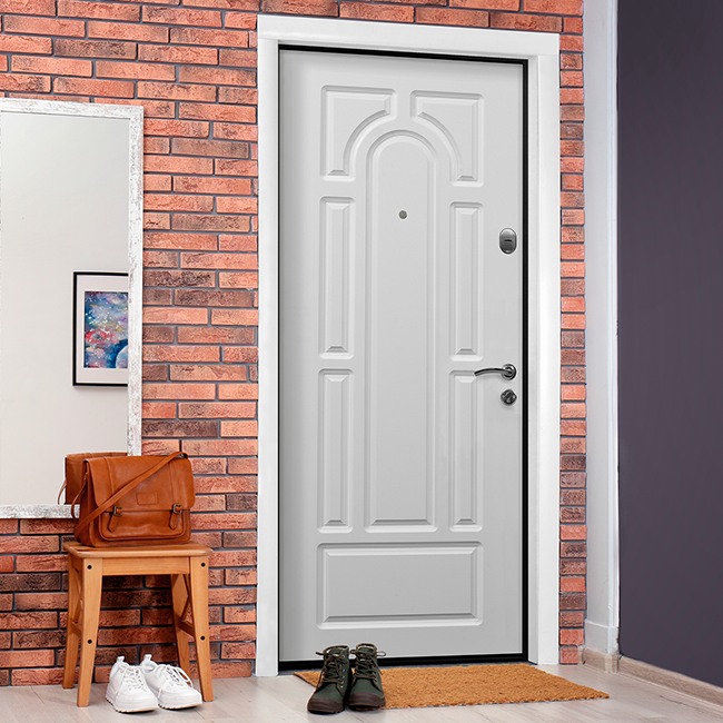 Белая входная дверь в квартиру | Модель «Талер» - Стальная линия