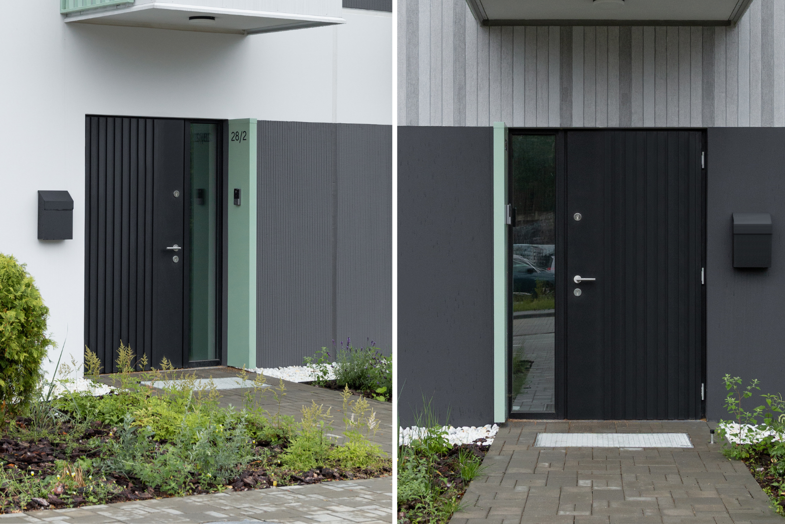 Входные двери в дом черного цвета с узкими вертикальными рёбрами на фоне светлого фасада.