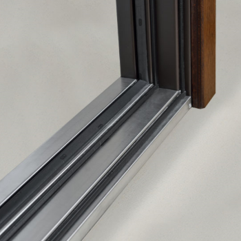 Стандартный порог, вид снаружи