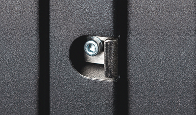 Регулятор притвора двери обеспечивает плотное прилегание и улучшает тепло- и шумоизоляцию.