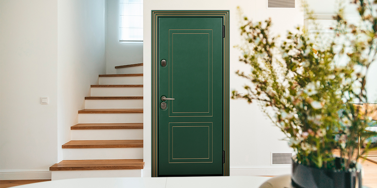 С отделкой из массива дуба